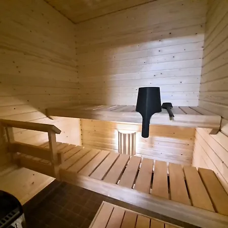 アパート Tuomenkartano C8 カラヨキ